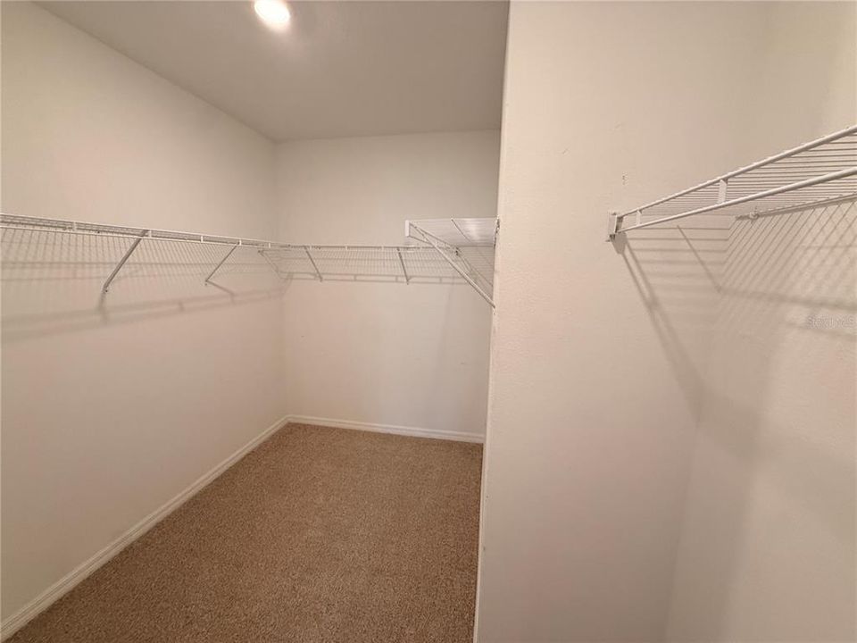 В аренду: $3,100 (5 спален, 2 ванн, 2415 Квадратных фут)