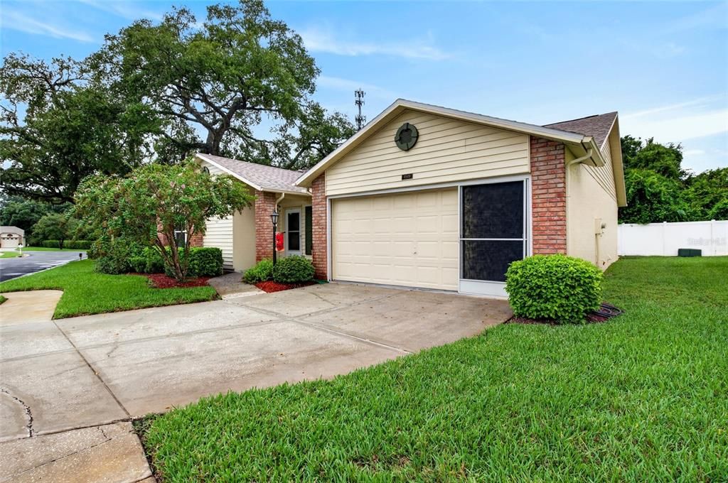 For Sale: $274,900 (2 beds, 2 baths, 1485 Square Feet)