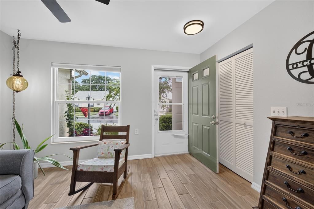 For Sale: $274,900 (2 beds, 2 baths, 1485 Square Feet)