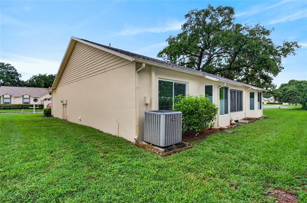 For Sale: $274,900 (2 beds, 2 baths, 1485 Square Feet)