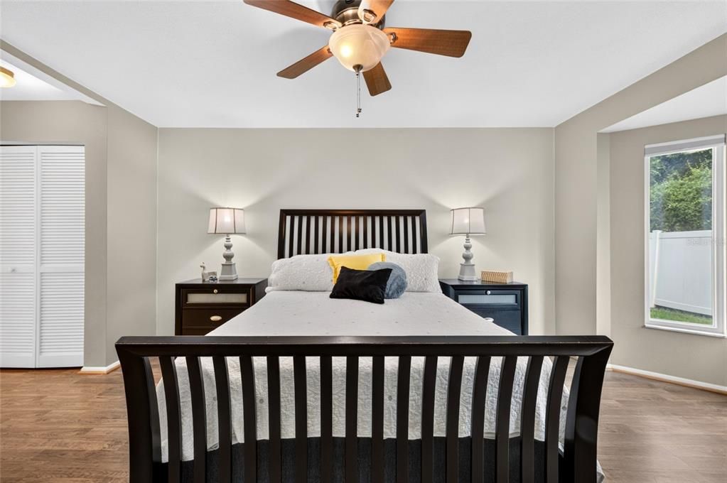 For Sale: $274,900 (2 beds, 2 baths, 1485 Square Feet)