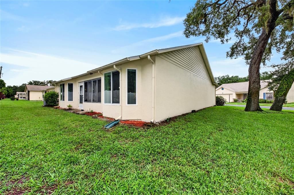 For Sale: $274,900 (2 beds, 2 baths, 1485 Square Feet)