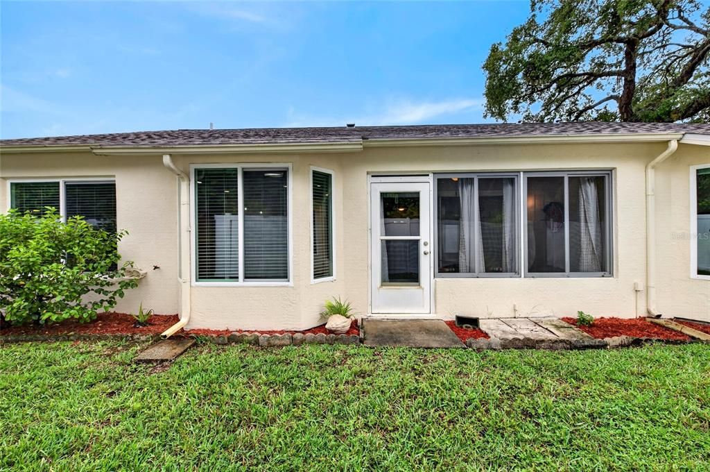 For Sale: $274,900 (2 beds, 2 baths, 1485 Square Feet)