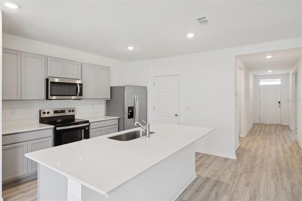 En Venta: $348,990 (3 camas, 2 baños, 1672 Pies cuadrados)