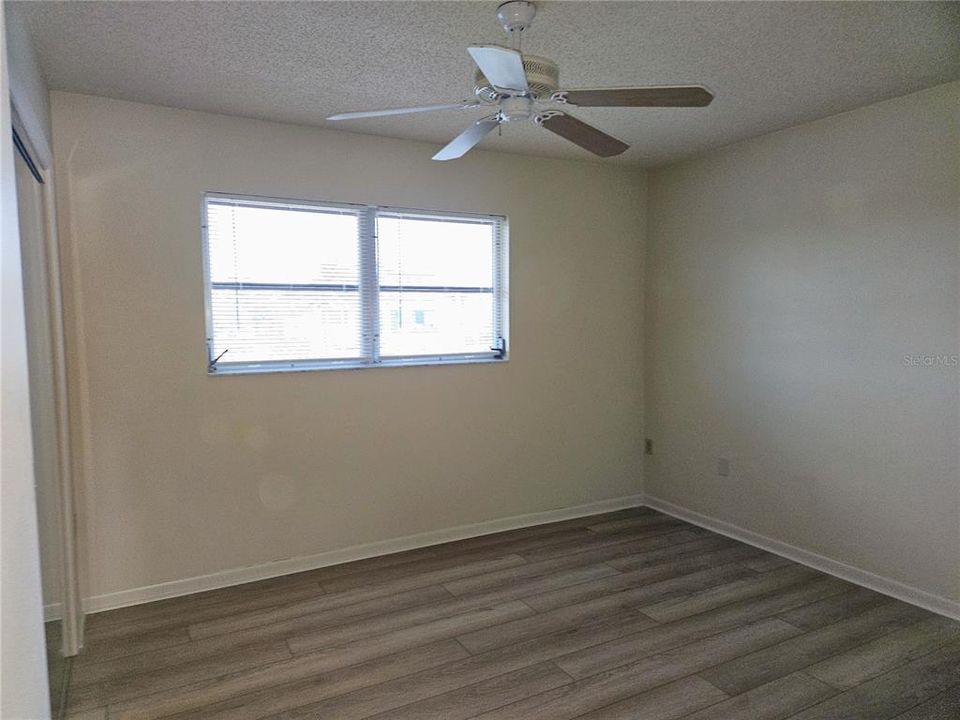 В аренду: $2,200 (2 спален, 1 ванн, 855 Квадратных фут)