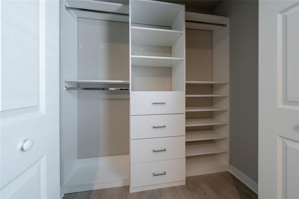 В аренду: $2,800 (4 спален, 2 ванн, 2107 Квадратных фут)