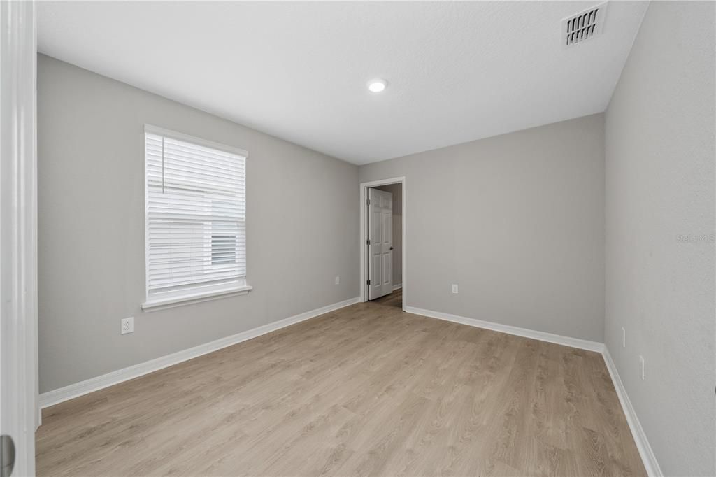 В аренду: $2,800 (4 спален, 2 ванн, 2107 Квадратных фут)