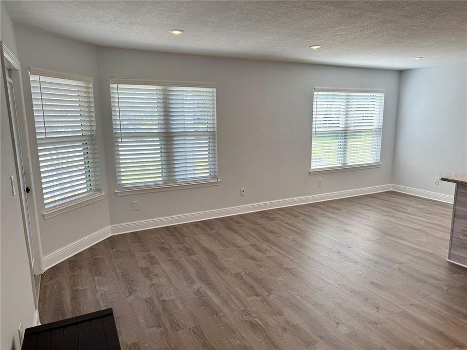 В аренду: $1,795 (2 спален, 2 ванн, 912 Квадратных фут)
