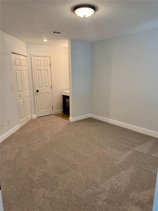 В аренду: $1,795 (2 спален, 2 ванн, 912 Квадратных фут)