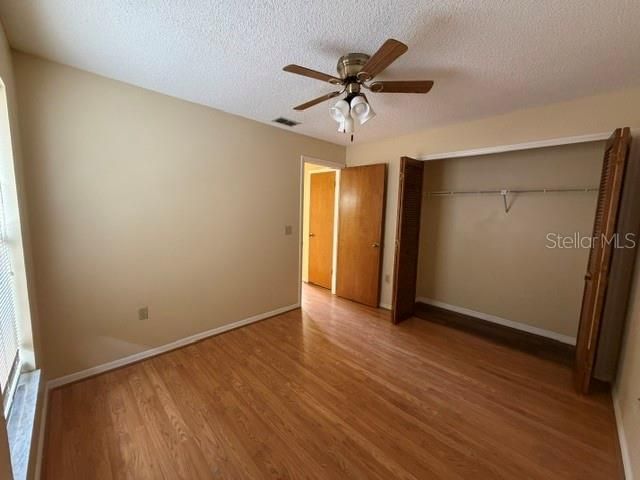 В аренду: $2,600 (3 спален, 2 ванн, 1724 Квадратных фут)