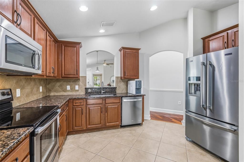 En Venta: $399,900 (4 camas, 2 baños, 1485 Pies cuadrados)