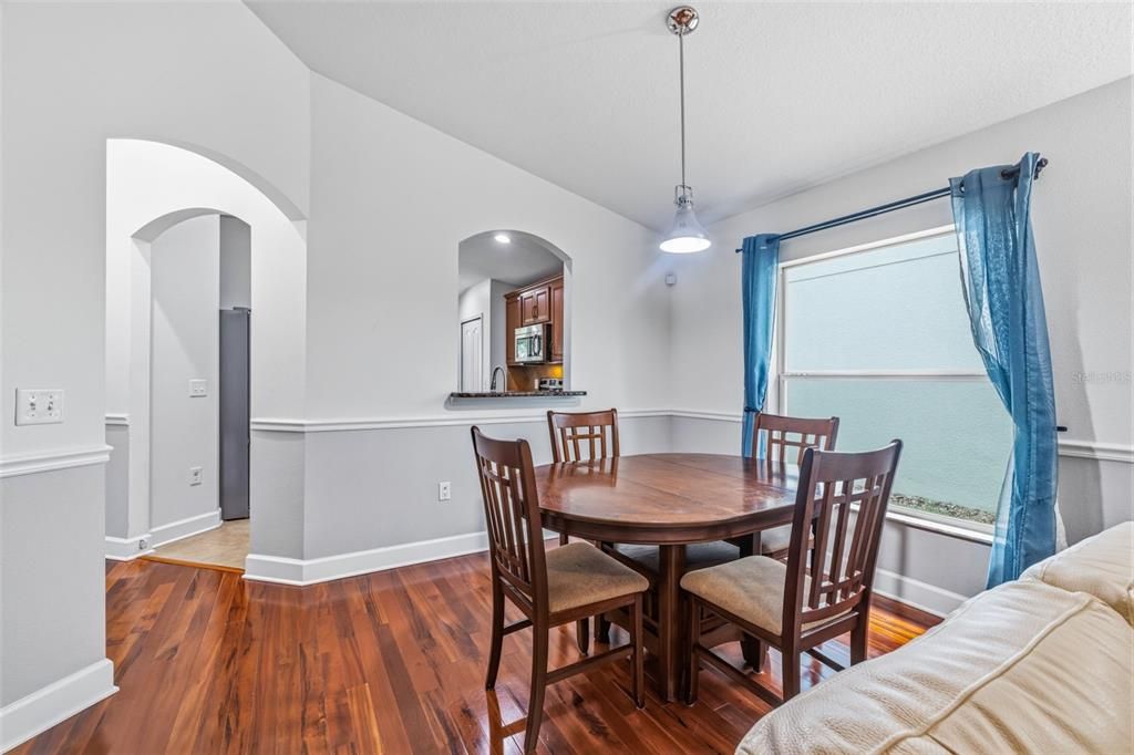 En Venta: $399,900 (4 camas, 2 baños, 1485 Pies cuadrados)