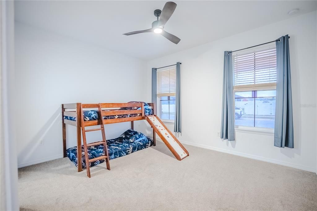 В аренду: $2,800 (4 спален, 3 ванн, 2645 Квадратных фут)