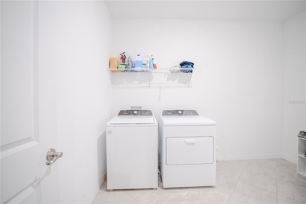 В аренду: $2,800 (4 спален, 3 ванн, 2645 Квадратных фут)