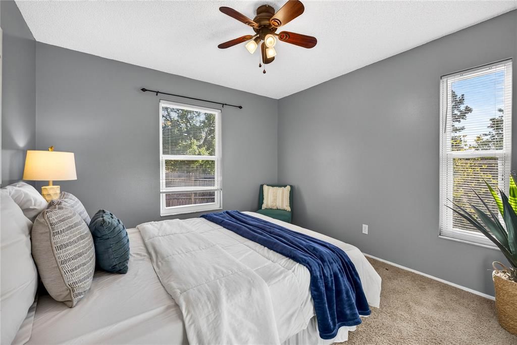 For Sale: $264,900 (2 beds, 1 baths, 797 Square Feet)