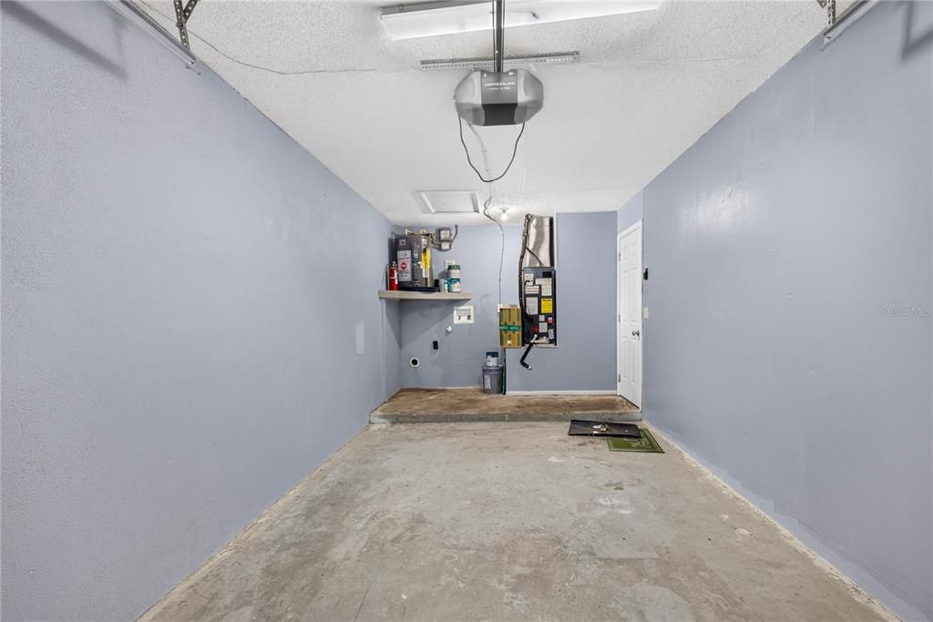 For Sale: $264,900 (2 beds, 1 baths, 797 Square Feet)