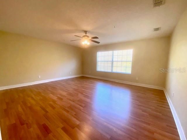 В аренду: $2,995 (4 спален, 2 ванн, 2767 Квадратных фут)