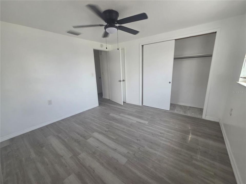 В аренду: $1,800 (2 спален, 1 ванн, 1032 Квадратных фут)