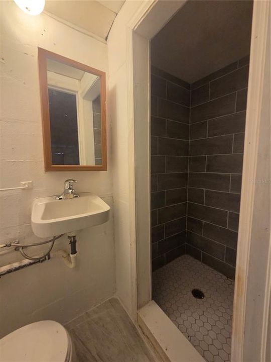 В аренду: $1,800 (2 спален, 1 ванн, 1032 Квадратных фут)