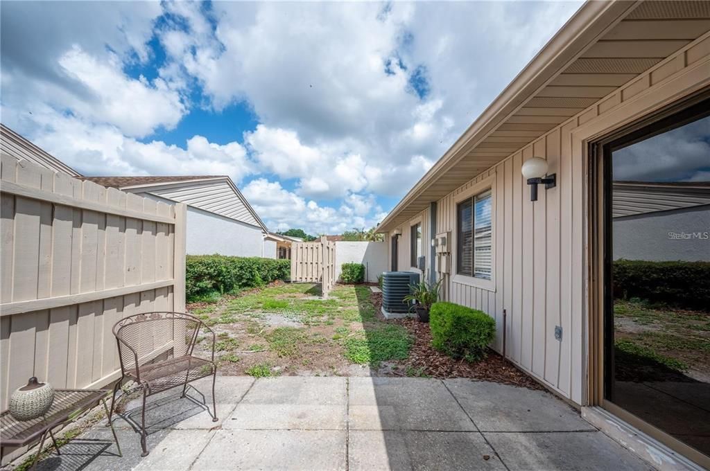 For Rent: $1,550 (2 beds, 2 baths, 1080 Square Feet)