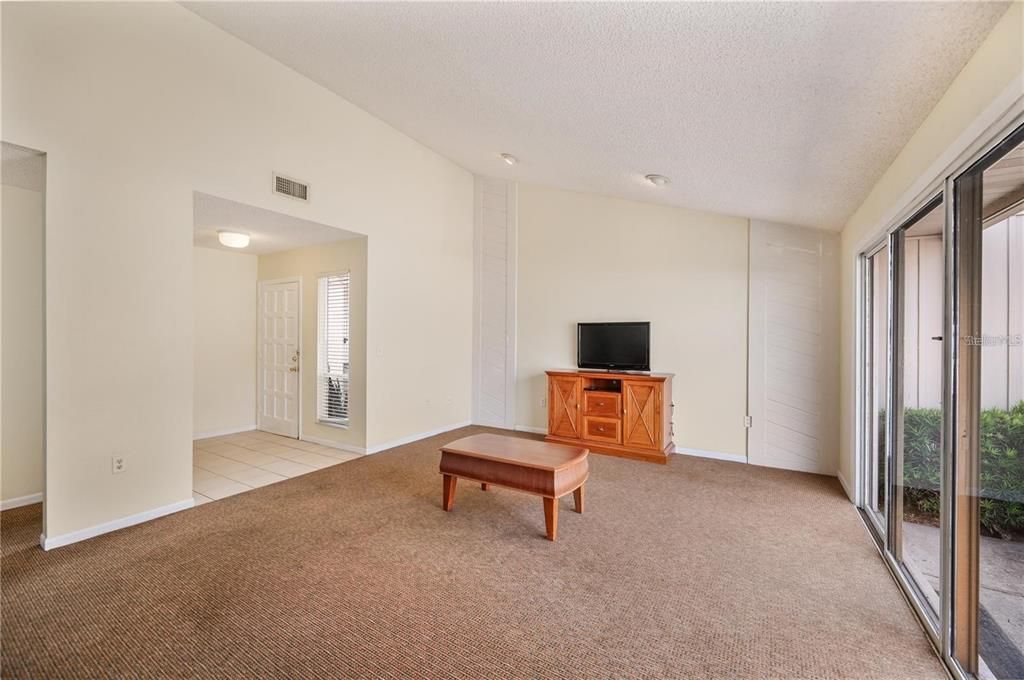 For Rent: $1,550 (2 beds, 2 baths, 1080 Square Feet)