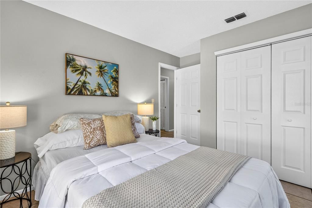 For Sale: $264,900 (2 beds, 1 baths, 797 Square Feet)