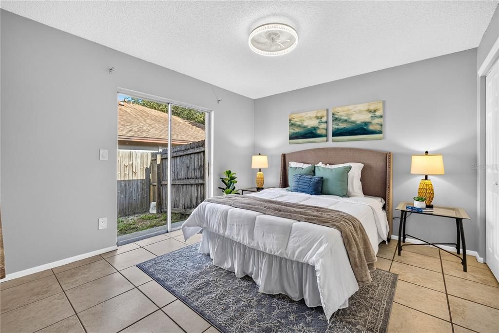 For Sale: $264,900 (2 beds, 1 baths, 797 Square Feet)