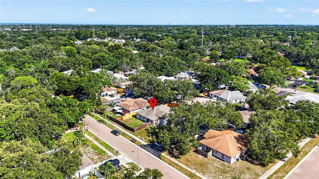 For Sale: $264,900 (2 beds, 1 baths, 797 Square Feet)