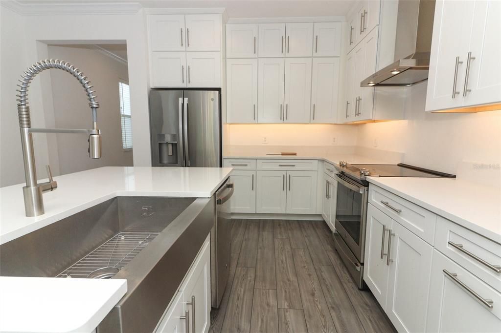 Activo con contrato: $448,000 (3 camas, 2 baños, 1635 Pies cuadrados)