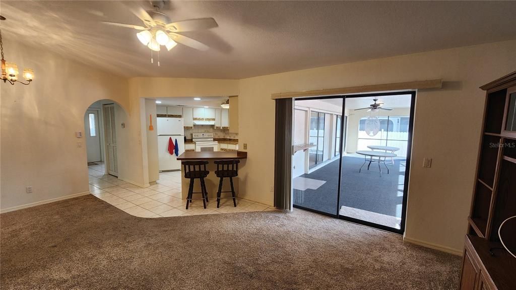 Activo con contrato: $319,000 (3 camas, 2 baños, 1822 Pies cuadrados)