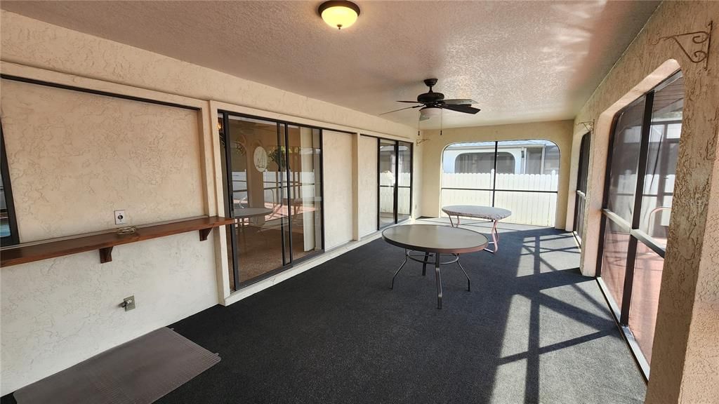 Activo con contrato: $319,000 (3 camas, 2 baños, 1822 Pies cuadrados)