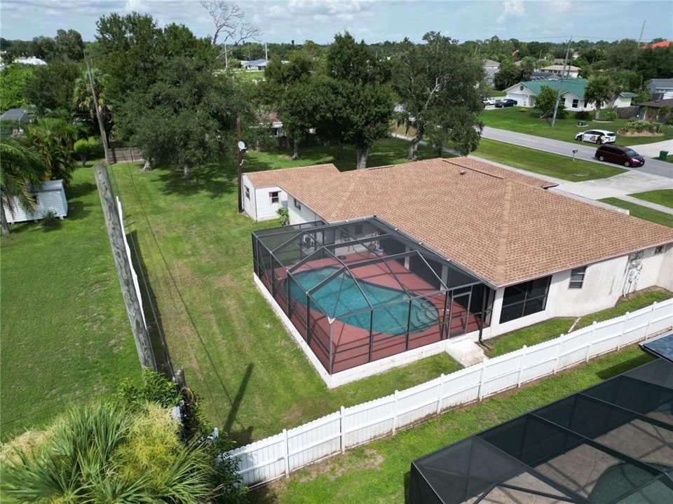 Activo con contrato: $319,000 (3 camas, 2 baños, 1822 Pies cuadrados)