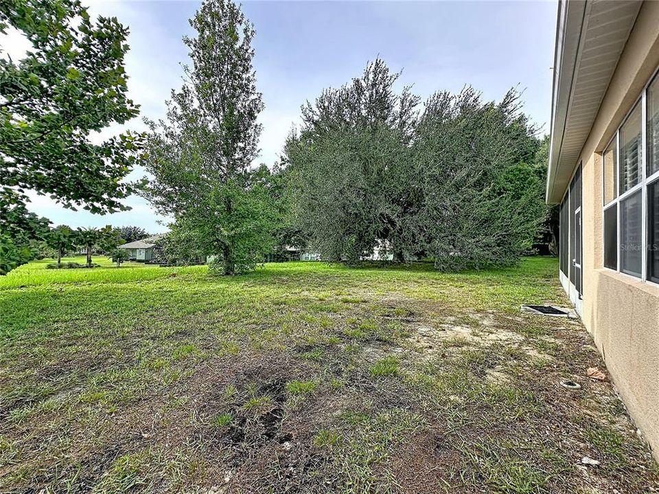 For Sale: $300,000 (3 beds, 2 baths, 1774 Square Feet)