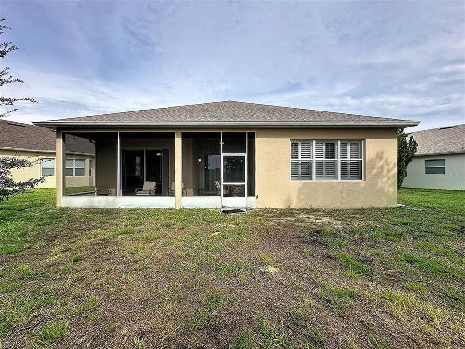 For Sale: $300,000 (3 beds, 2 baths, 1774 Square Feet)