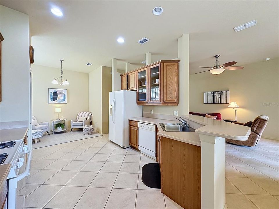 For Sale: $300,000 (3 beds, 2 baths, 1774 Square Feet)