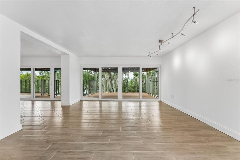 На продажу: $485,000 (3 спален, 2 ванн, 1650 Квадратных фут)