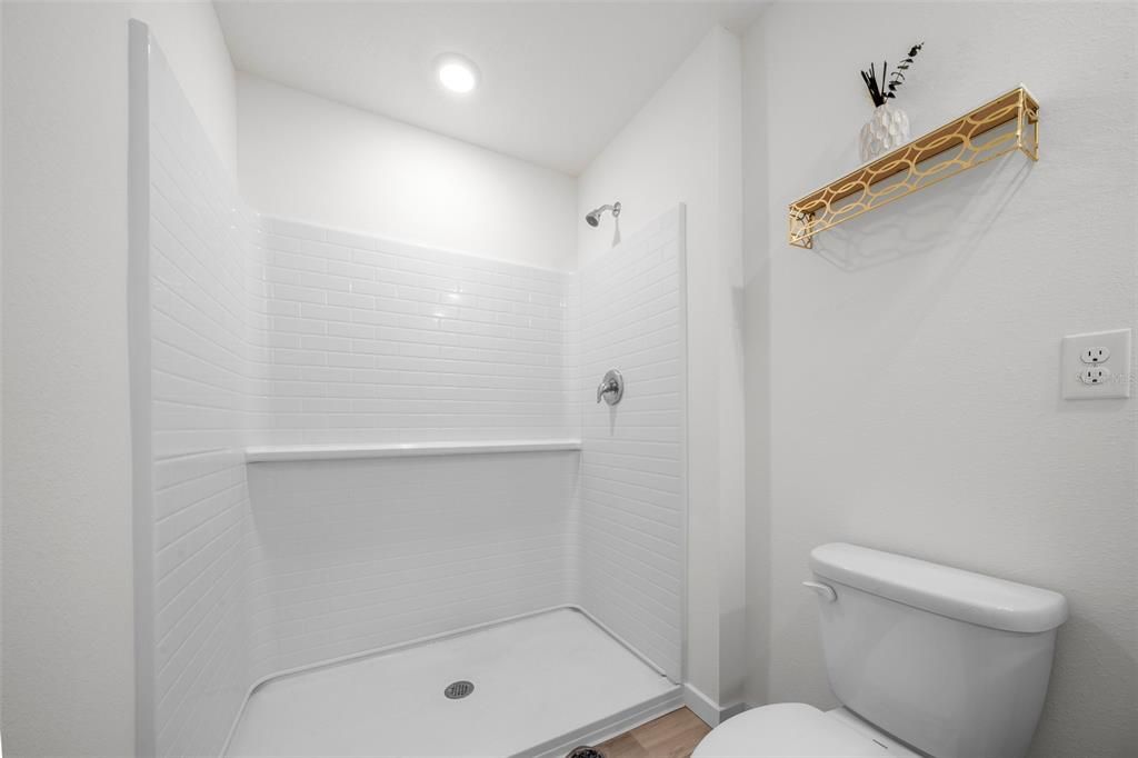 En Venta: $215,000 (3 camas, 2 baños, 1458 Pies cuadrados)
