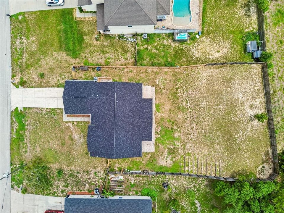На продажу: $320,000 (4 спален, 2 ванн, 1671 Квадратных фут)