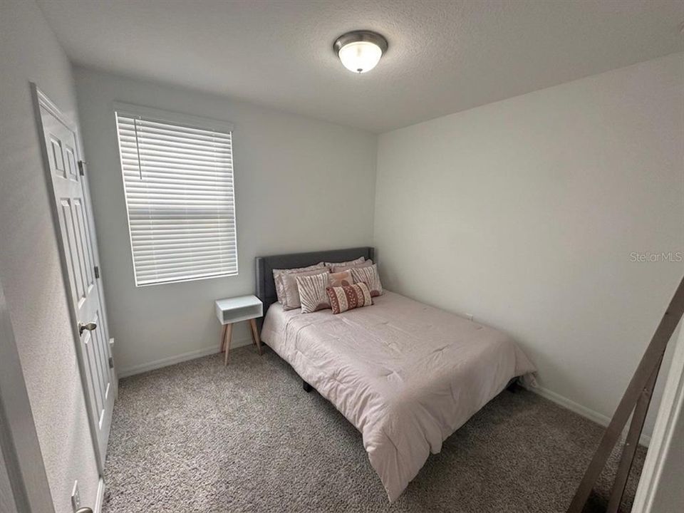 For Rent: $2,100 (4 beds, 2 baths, 1605 Square Feet)