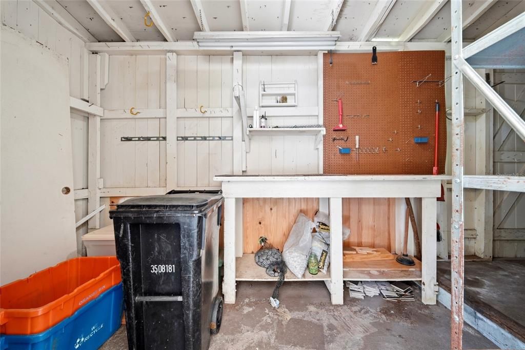 En Venta: $235,000 (4 camas, 2 baños, 1165 Pies cuadrados)
