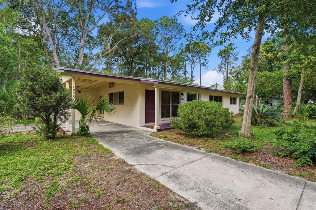 En Venta: $235,000 (4 camas, 2 baños, 1165 Pies cuadrados)