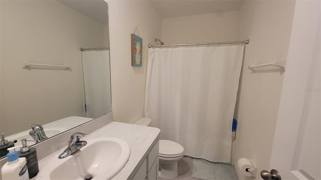 En Renta: $2,100 (3 camas, 2 baños, 1673 Pies cuadrados)
