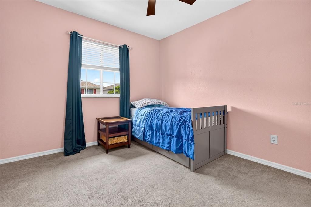 For Sale: $345,000 (4 beds, 3 baths, 2604 Square Feet)