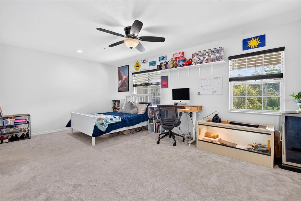 For Sale: $345,000 (4 beds, 3 baths, 2604 Square Feet)