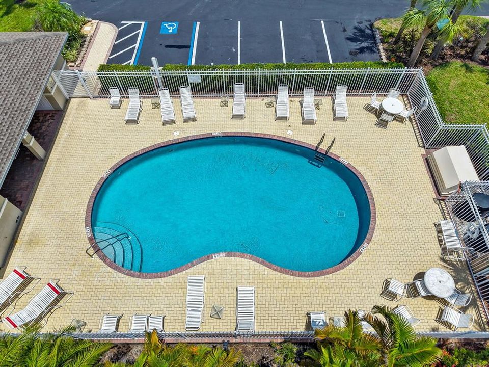 For Sale: $345,000 (4 beds, 3 baths, 2604 Square Feet)