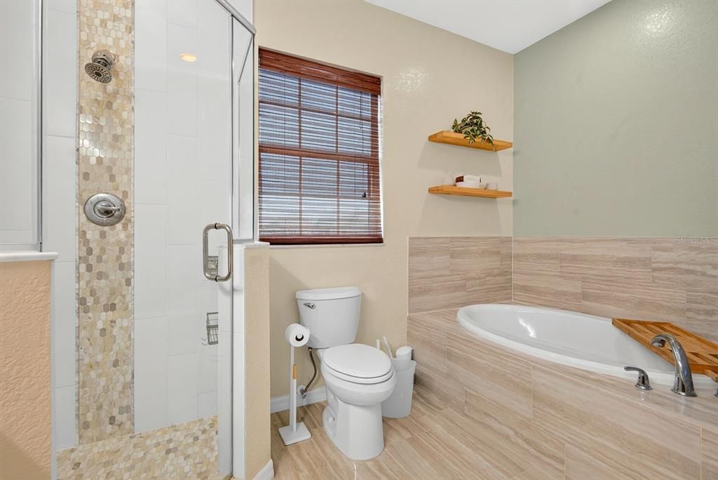 For Sale: $345,000 (4 beds, 3 baths, 2604 Square Feet)