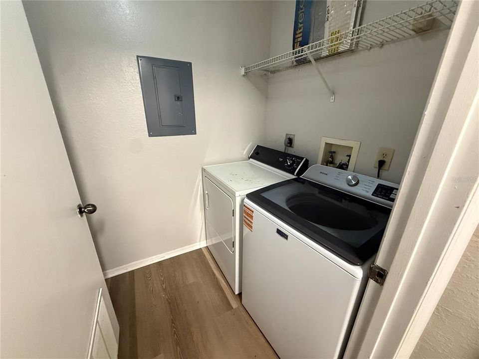 For Rent: $1,600 (2 beds, 2 baths, 950 Square Feet)