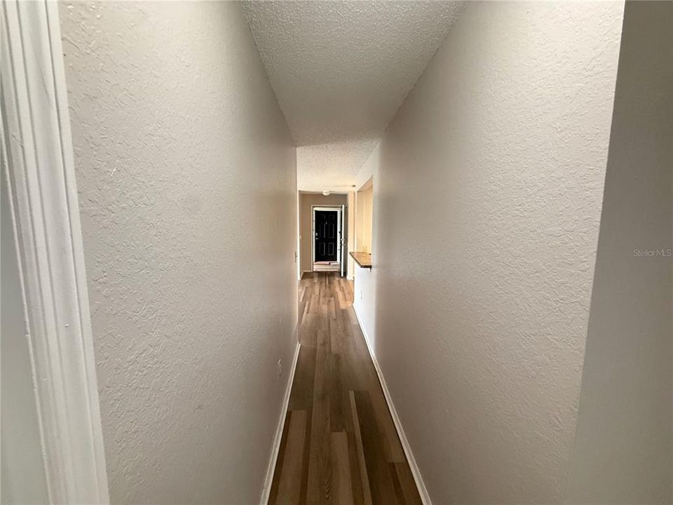 For Rent: $1,600 (2 beds, 2 baths, 950 Square Feet)