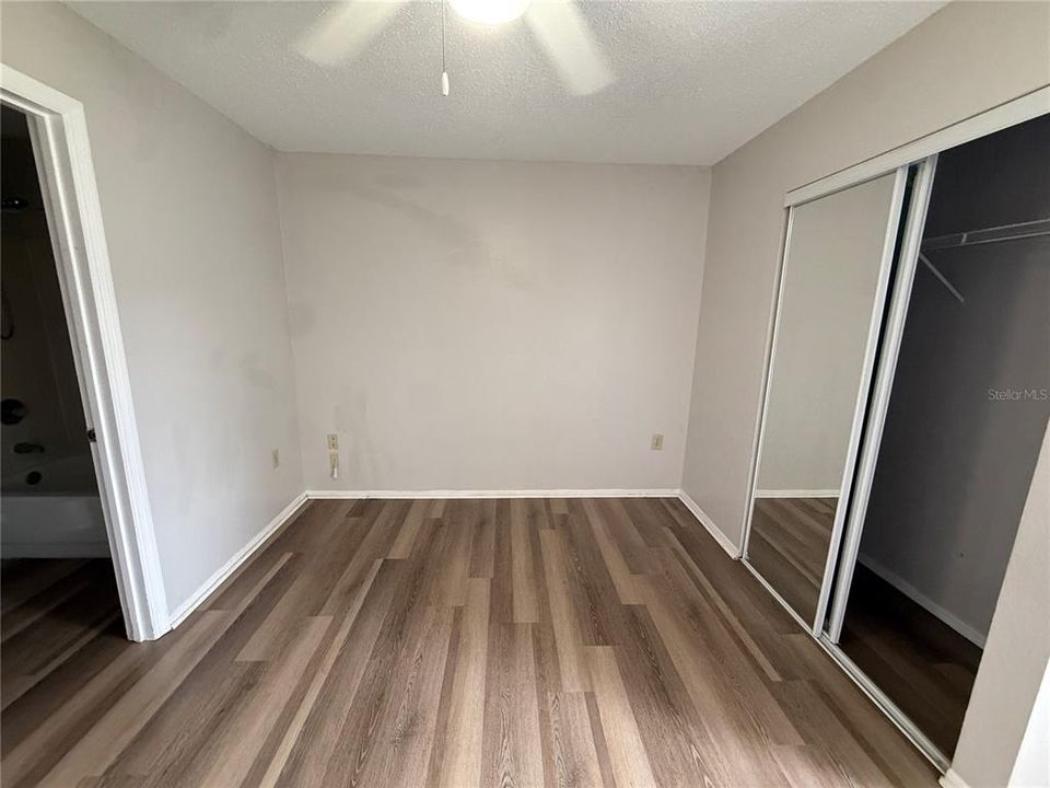 For Rent: $1,600 (2 beds, 2 baths, 950 Square Feet)