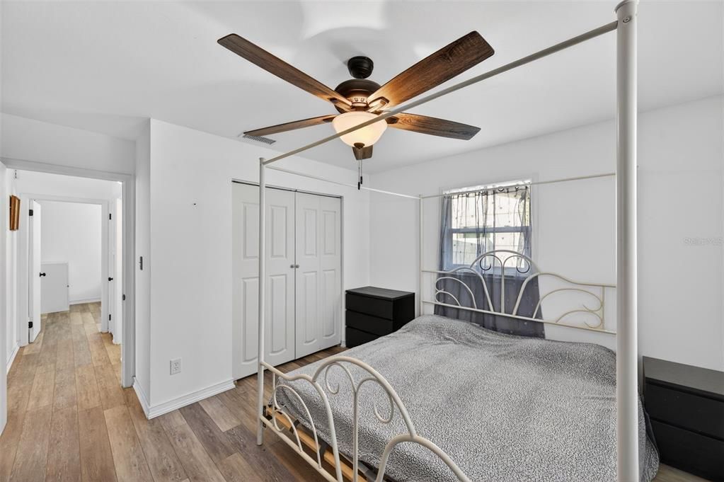 Active With Contract: $2,000 (3 beds, 2 baths, 1128 Square Feet)